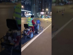 اثنين من المكونات غير الهوائية الرش خط الشرائط الطرق علامة آلة